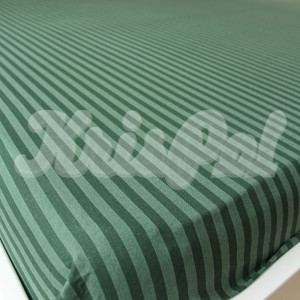 Односпальная простынь на резинке ™KrisPol, бязь Lux 10034-090, темно-зеленый (полоска)