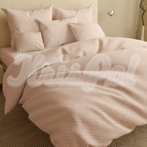 Двуспальное постельное белье ™KrisPol, бязь Lux на резинке 14124-2, пудра (ромб)