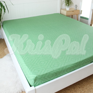 Двоспальне простирадло на резинці ™KrisPol, бязь Lux 152-160, зелений (ромб)