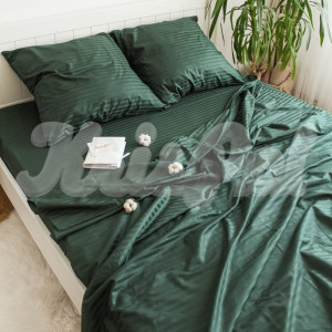 Двуспальное (Євро) постельное белье ™KrisPol, страйп-сатин на резинке 555917-3, (темно-зеленый)